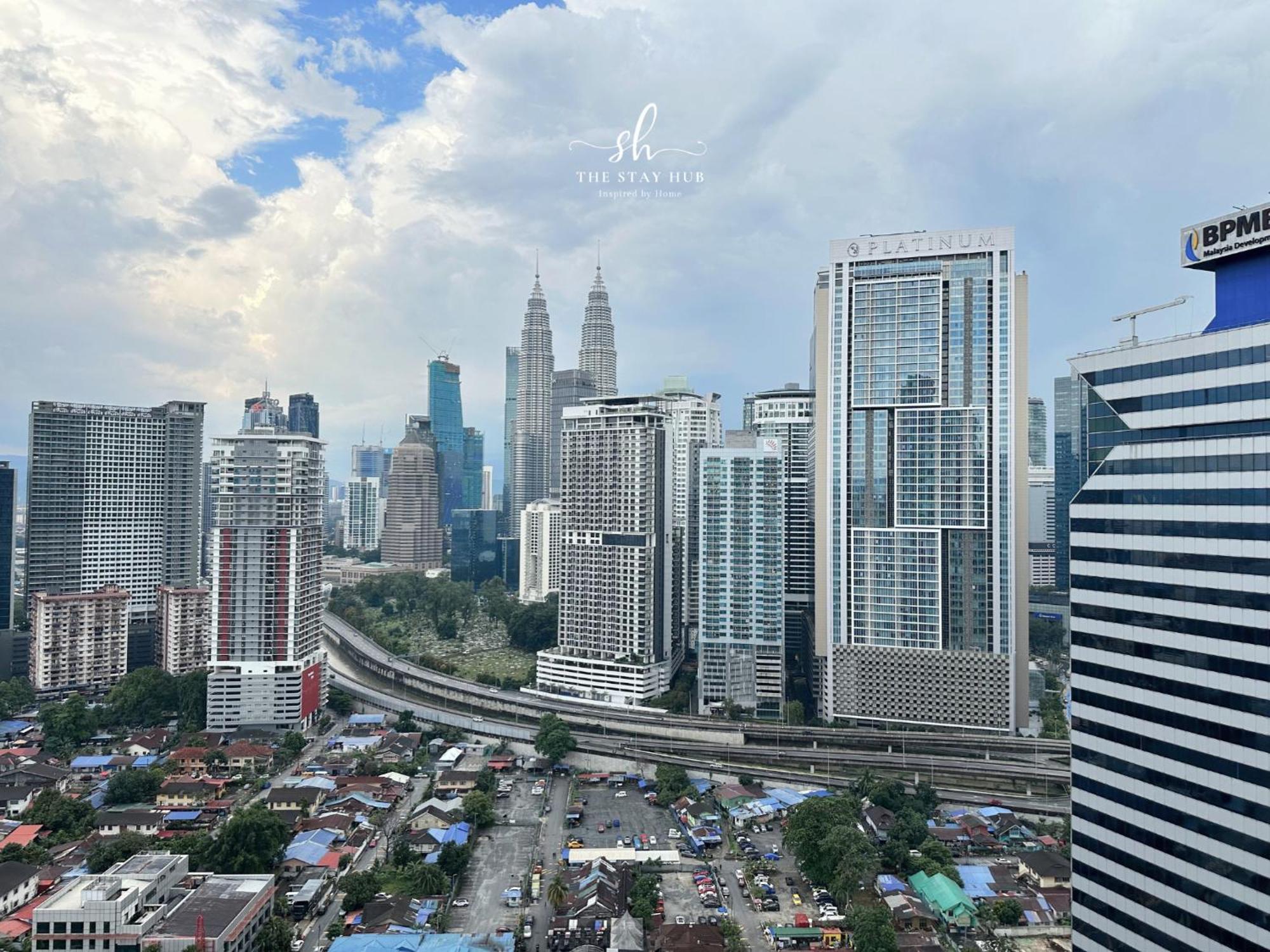 Appartement The Luxe Klcc View Sky Pool à Kuala Lumpur Extérieur photo